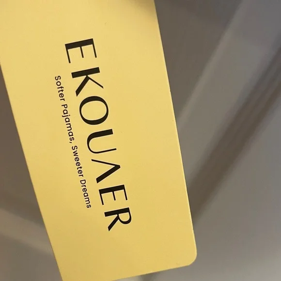 Cozy Tan Sleeveless Sweater Vest - Picture 2 of 4